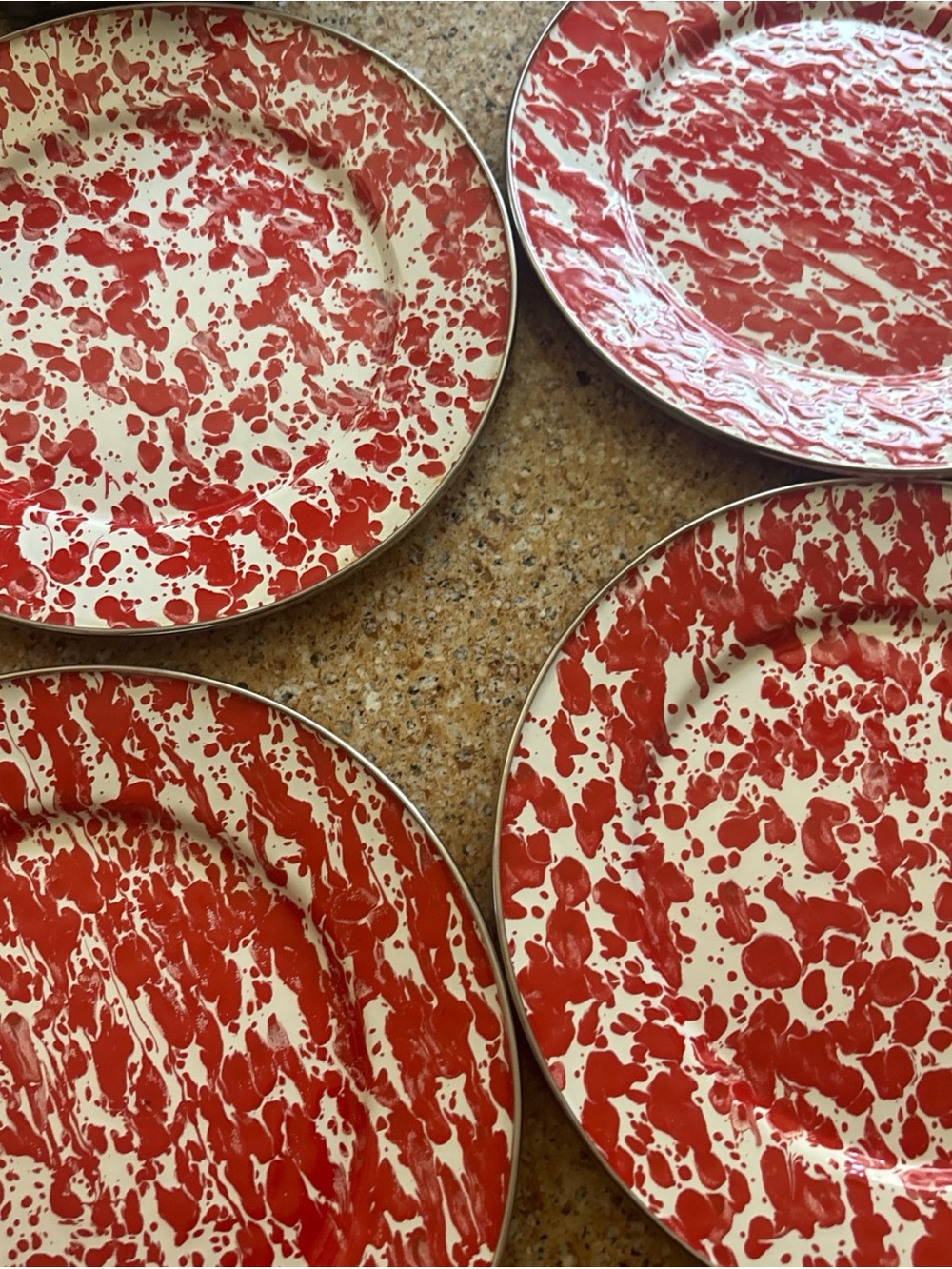 4x Golden Rabbit Red And White Enamelware Dinner Plates 10 1/2” In Dia. New